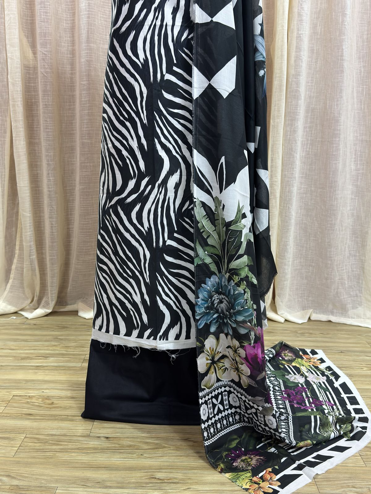 Original Elaf Royal Black Zebra Pattern Floral Print Unstitched Lawn Suit