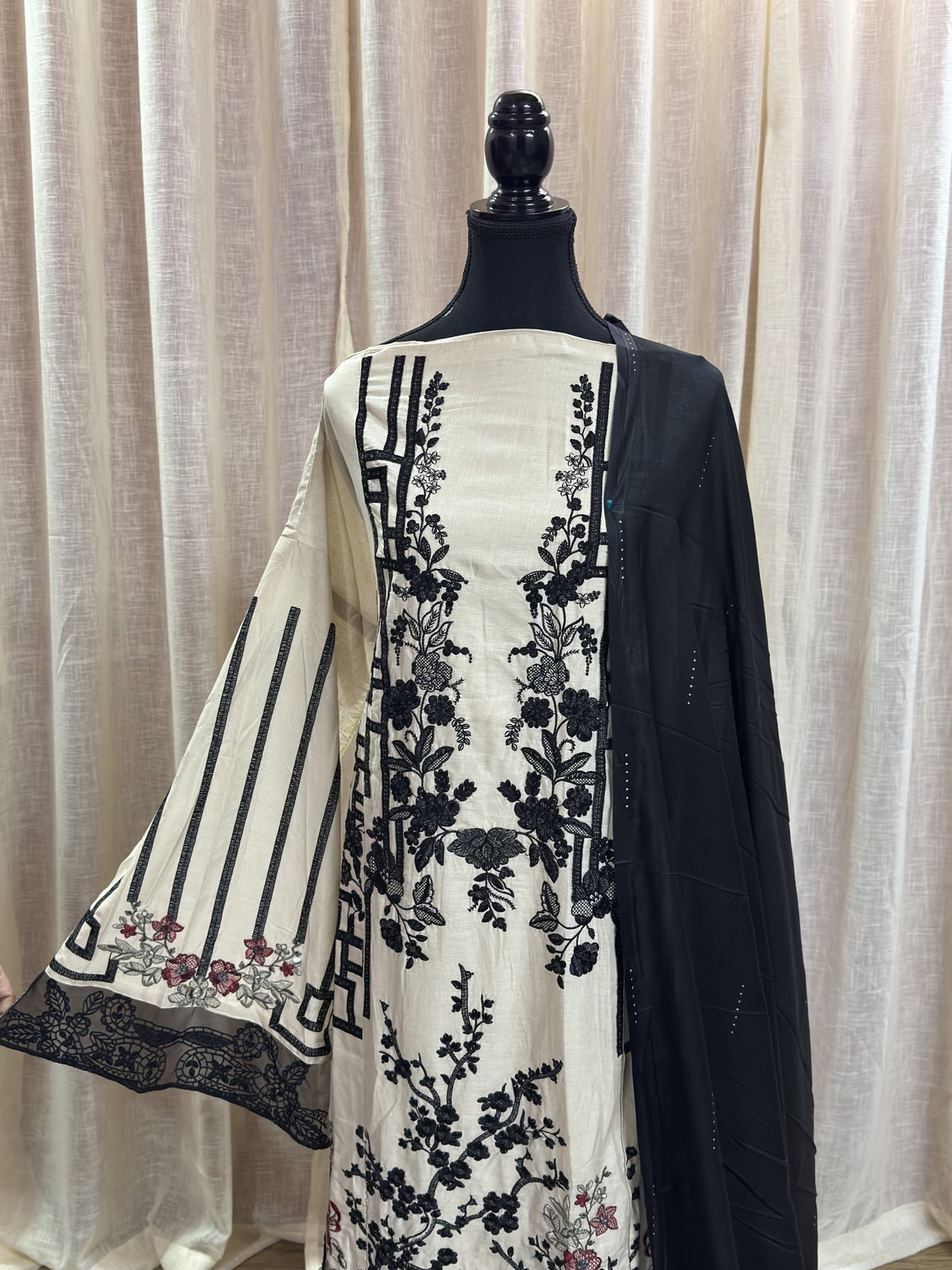 Inspired Maria B Rich Ivory Semi-stitched Embroidered Semi-Lawn Suit