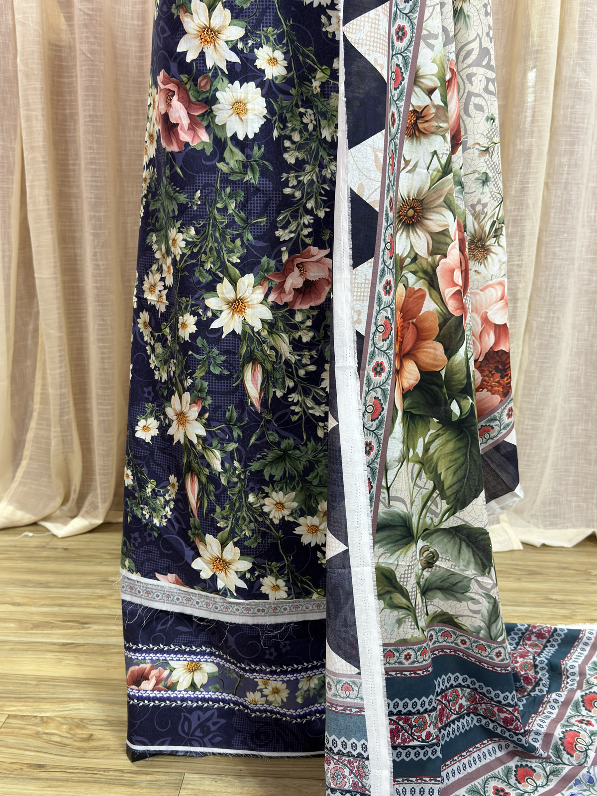 Original Elaf Imperial Indigo Floral Print Unstitched Lawn Suit