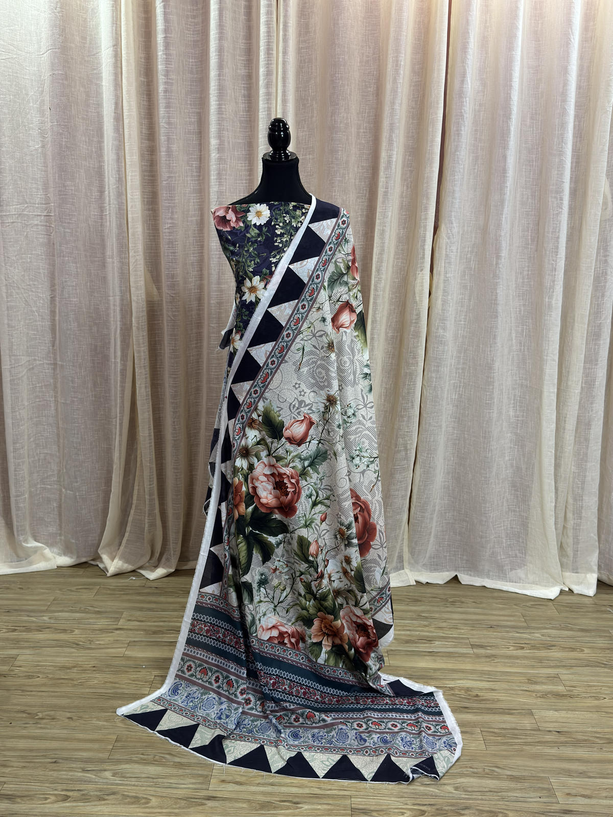 Original Elaf Imperial Indigo Floral Print Unstitched Lawn Suit