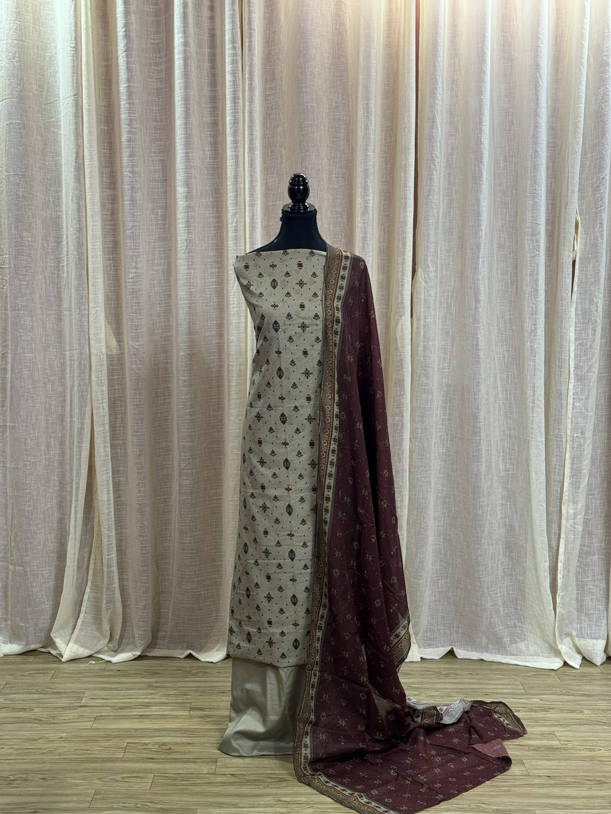 Original Bin Saeed Stone Grey Floral Print Unstitched Lawn Suit
