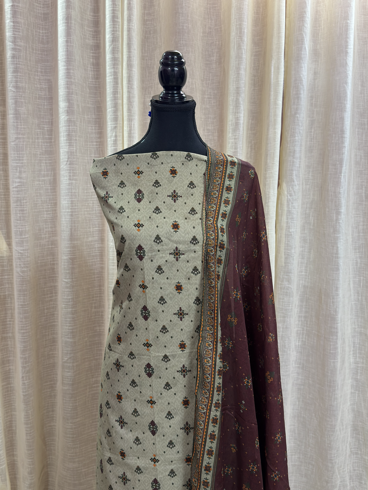Original Bin Saeed Stone Grey Floral Print Unstitched Lawn Suit