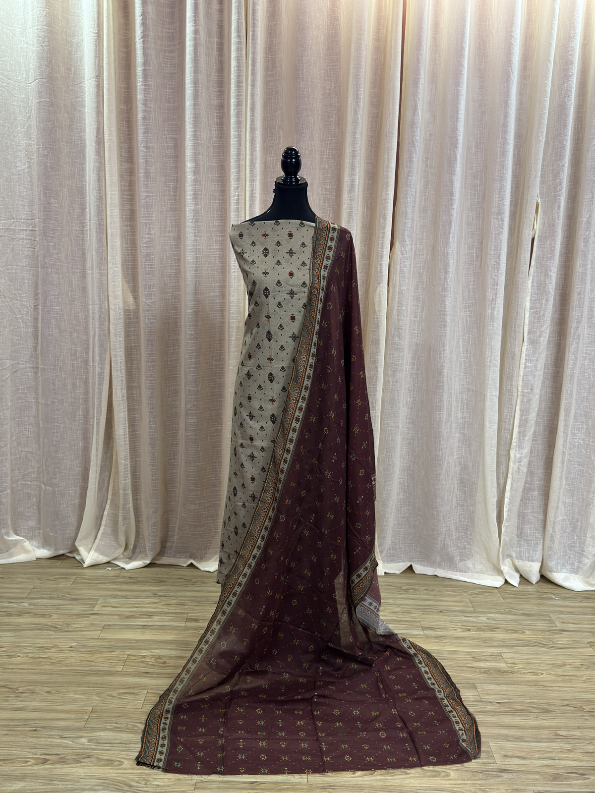 Original Bin Saeed Stone Grey Floral Print Unstitched Lawn Suit
